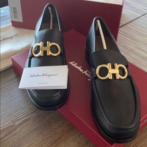 Salvatore Ferragamo men’s shoes NWT.
